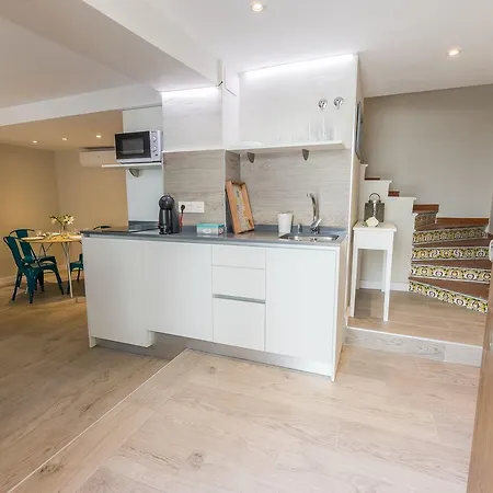 Apartman Chapizhome *